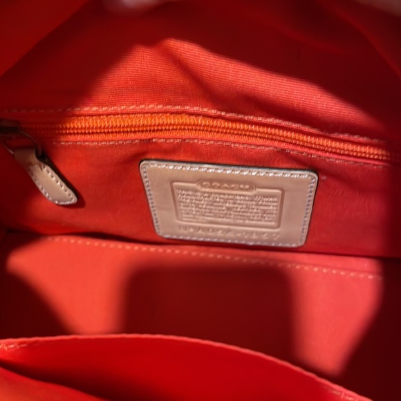 A super cute one of a kind COACH handbag!! From their 2005 collection!! - Picture 5 of 5